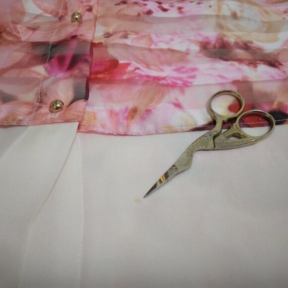 Katherine Kelly | Sheer Floral Blouse Top Red Pink Ivory | Size L - Picture 9 of 10